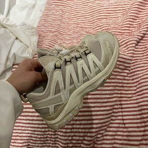 Salomon XA pro 3D hiking shoes